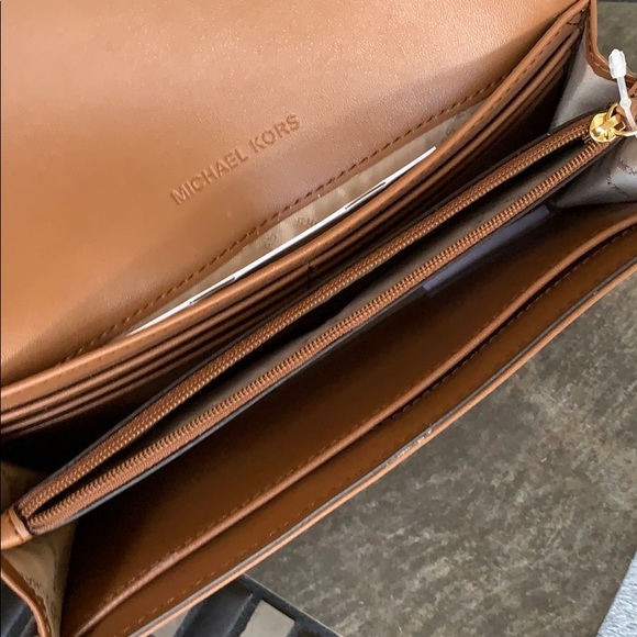 MICHAEL KORS FULTON LG FLP CONTINENTAL WALLET - Picture 12 of 16